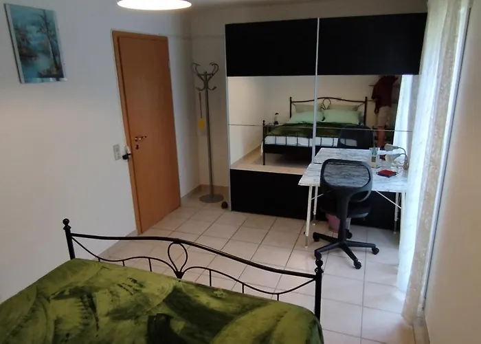 Casa Diana Ticino 홈스테이 Cugnasco